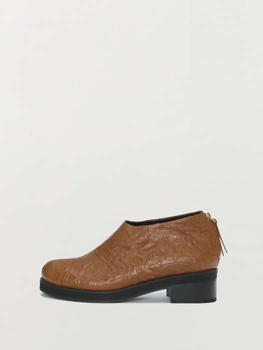 QOY Leather Loafers - Brown