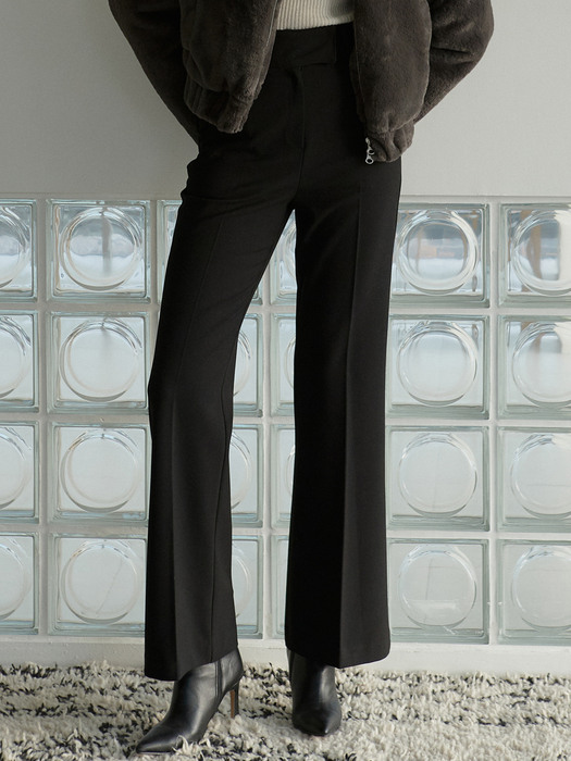 OU522 winter bootscut slacks (black)
