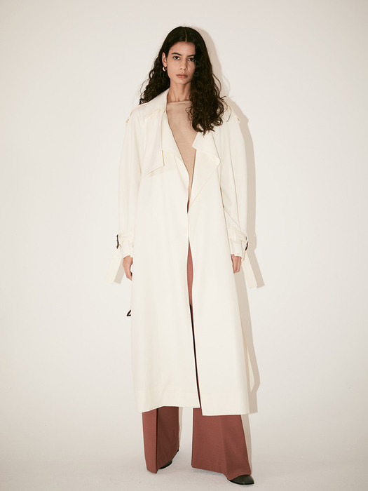 LE MUSEE_IVER Belted Wide Lapel Trench Coat_Off White