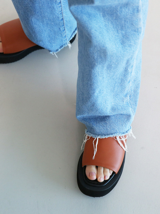 NO. Chloe Simple Platform Slide _ BROWN