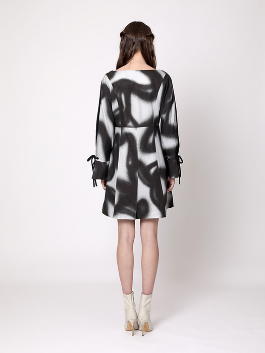 Water Wave Print Bell Sleeve Trench Coat