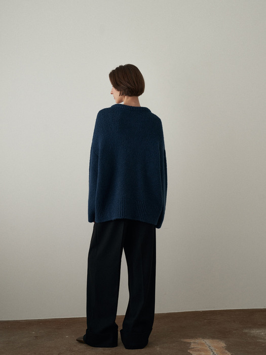 SIMPLE V-NECK LOOSE FIT KNIT_BLUE