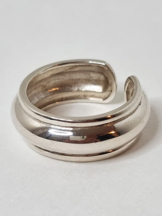 Gael silver ring
