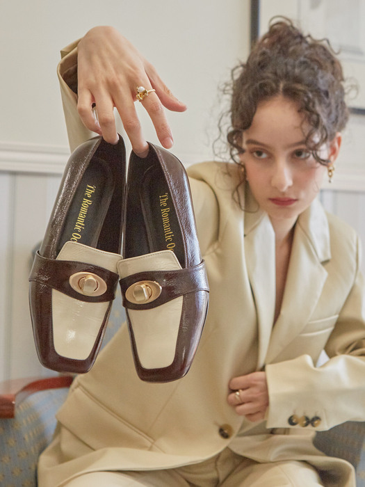 Retro loafer / 레트로 로퍼 (Milk brown)