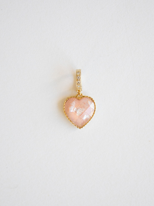 Pearly heart pendant (Peach)