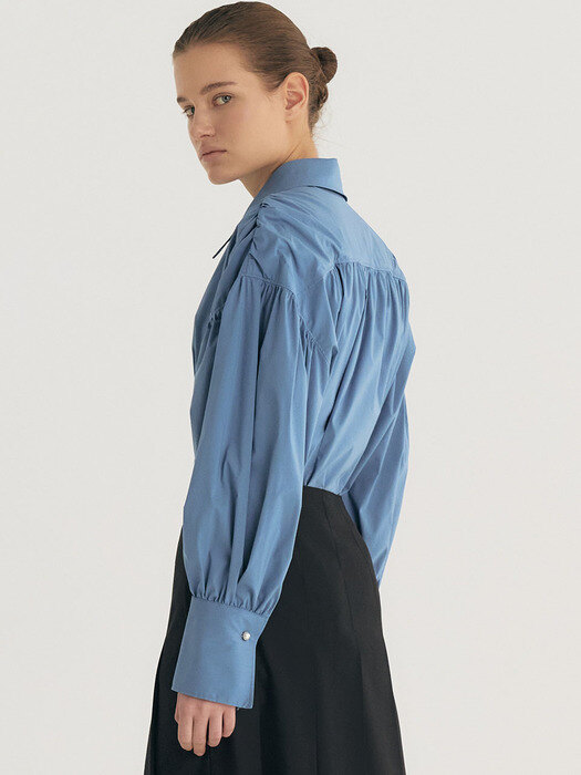 Volume Sleeve Pleated Shirt (Deep Blue)