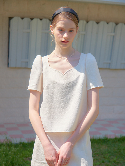 HEART NECK TWEED BLOUSE_IVORY