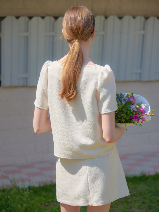 HEART NECK TWEED BLOUSE_IVORY