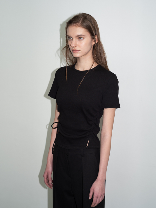[단독] Shirring String T-shirt Black (JWTS3F909BK)