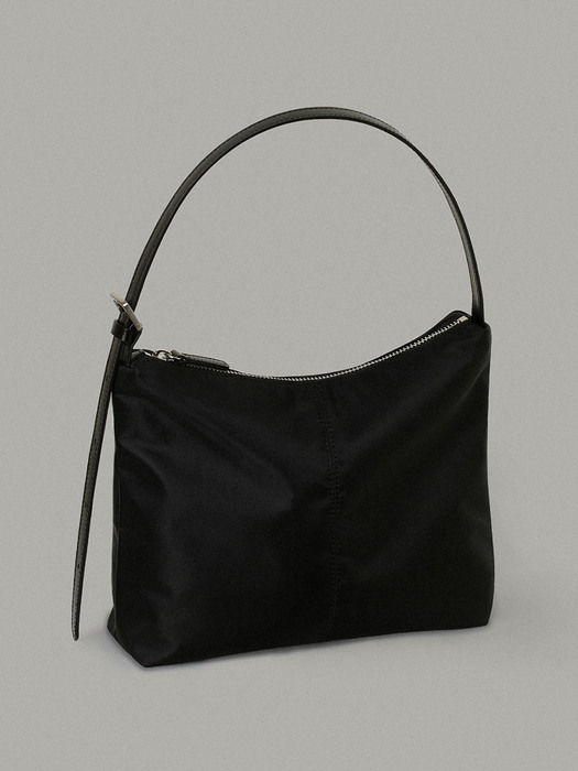 Nylon shoulder bag (Black)
