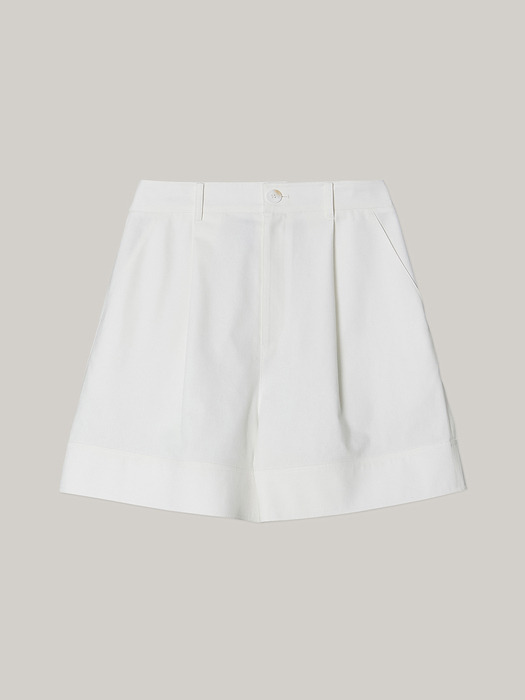 Ease Pleats Shorts (ivory)