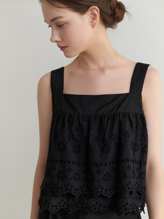 Trimming lace blouse (black)