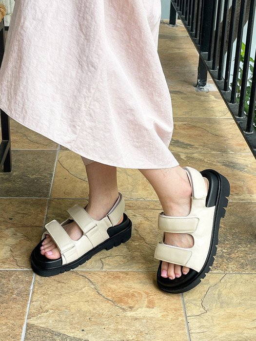 [단독] IS_231495 Chunky Volume Sandals (2colors)