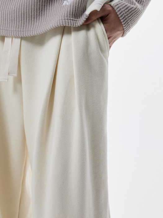 KNIT MIXED TWO TUCK WIDE SWEAT PANTS - IVORY