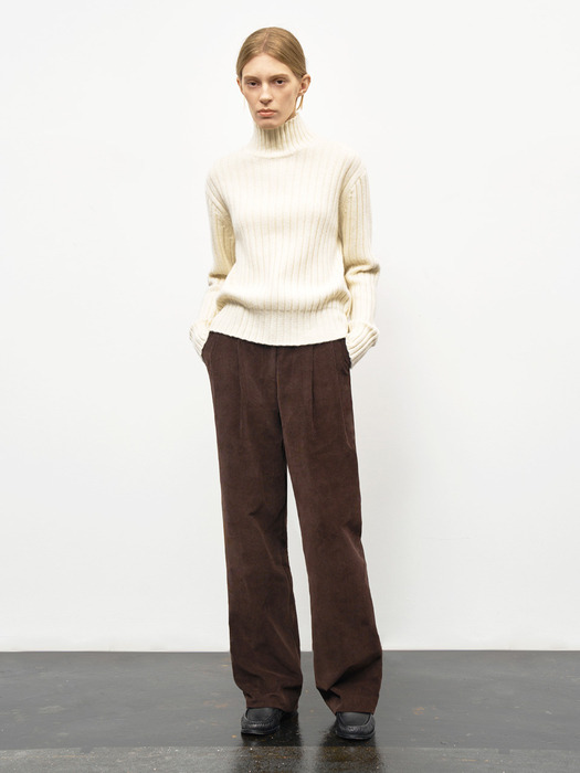 RIBBED CASHMERE TURTLE NECK SWEATER_IVORY