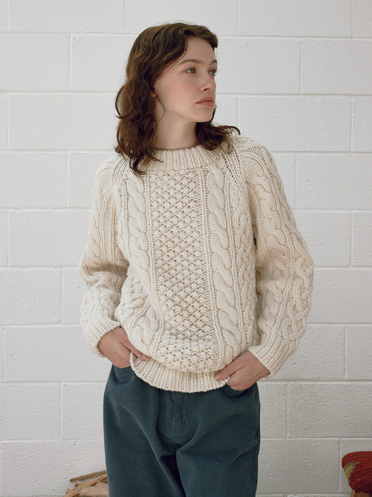 Handmade Wool Vintage Sweater (Ivory)