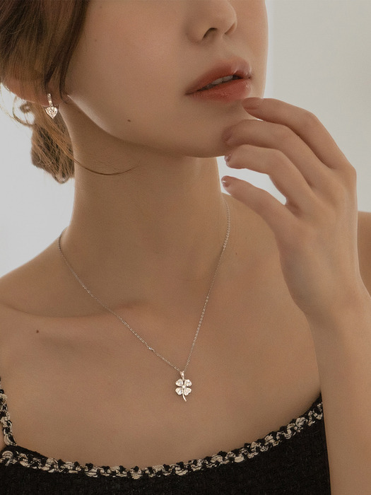 [Silver925] Bukoleon Clover Necklace