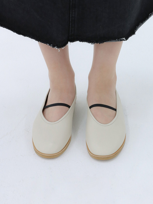soft strap flat shoes_24020_ivory