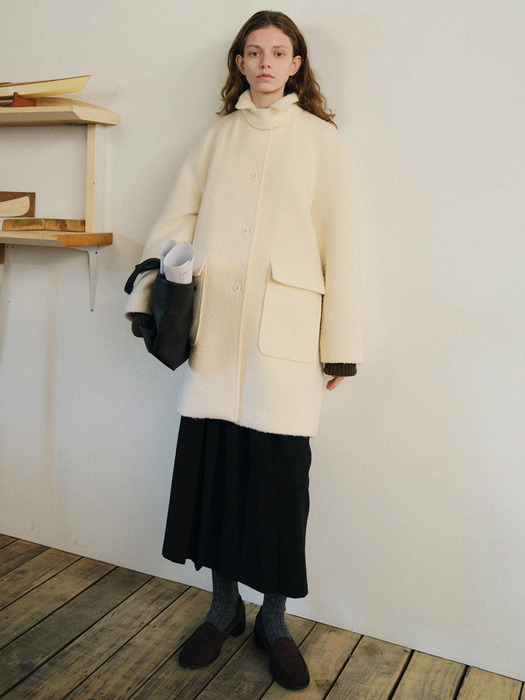 Alpaca Verde Boucle Half Coat (Ivory)