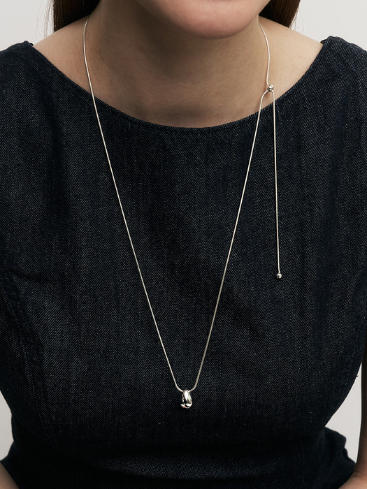 [W컨셉 단독]pebble long snake chain necklace