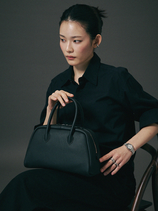 Vetiver medium tote bag-black