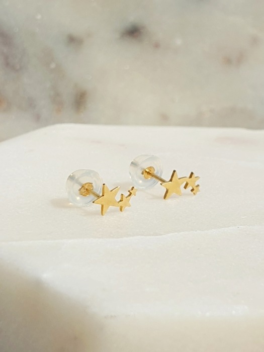 Tiny stars 14k gold pin Earrings