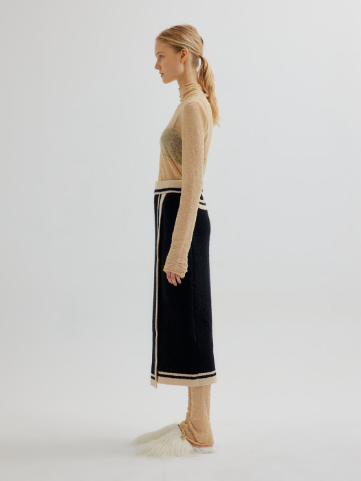 TAHLER Contrasted Trim Knit Long Skirt - Black/Beige