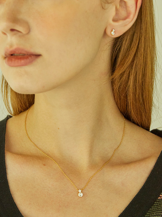 Riri White Necklace & Earrings Set