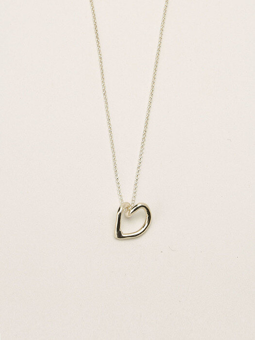 HEART NECKLACE 50
