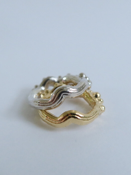 Spore ring (Gold)
