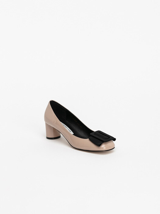 Segue Pumps in Nude Beige Patent