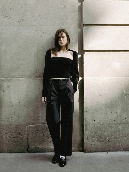 Classic wide tuck pants / Coated cotton