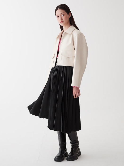 Unbalance Pleats Midi Skirt  Black (KE3127M025)