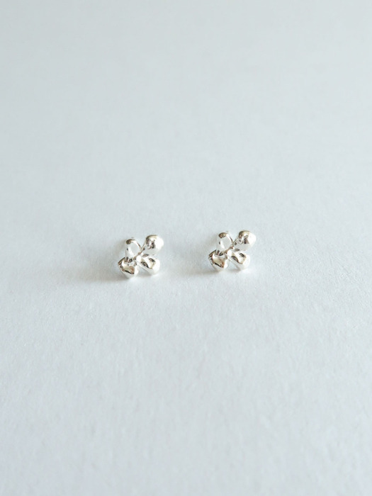 Mini dry flower earring [silver/gold]