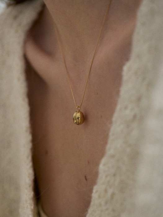04-20 shell (Necklace)