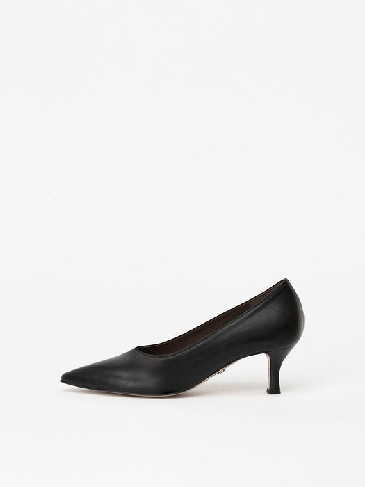 Ambre Pumps in ROAST BLACK