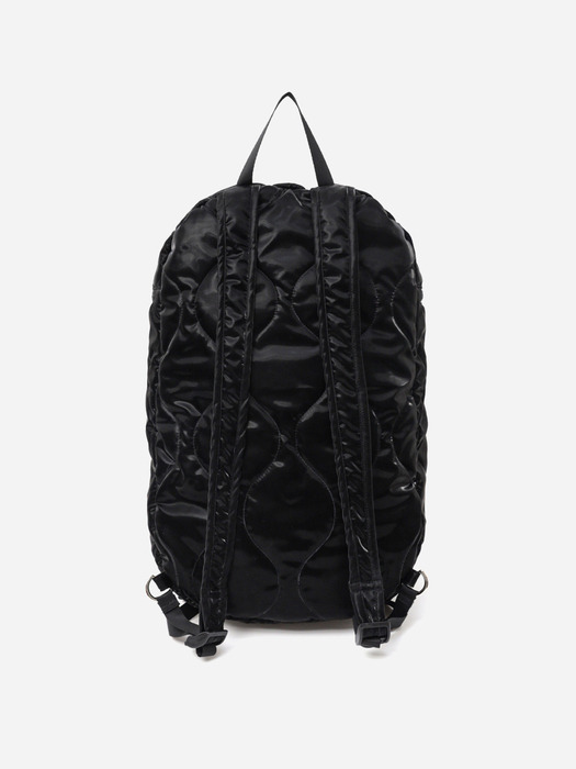 GLOSSY PADDED WAVE BACKPACK [BLACK]