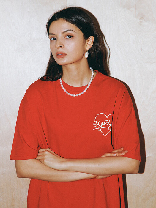 [UNISEX] EYEYE CALLIGRAPHIC HEART T SHIRT_RED (EEOG2RSR11W)