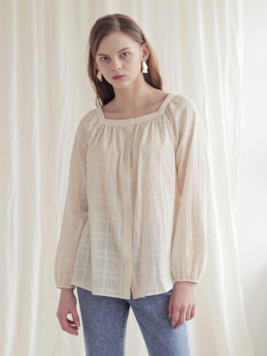 SQUARE NECK SHIRRING BLOUSE_CREAM LACE