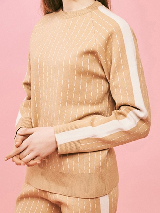 Pin Stripe Sweater_BEIGE