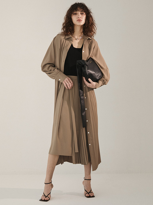 PLEATED MAXI DRESS [OLIVE]