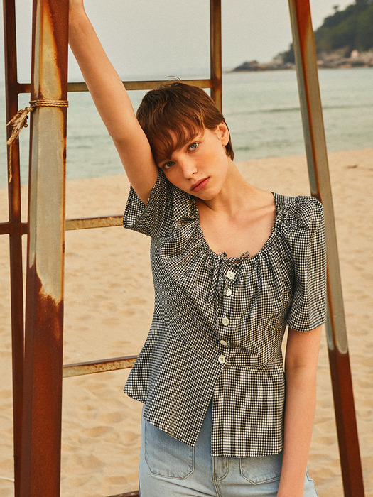 Ruched Neck Blouse_Gingham
