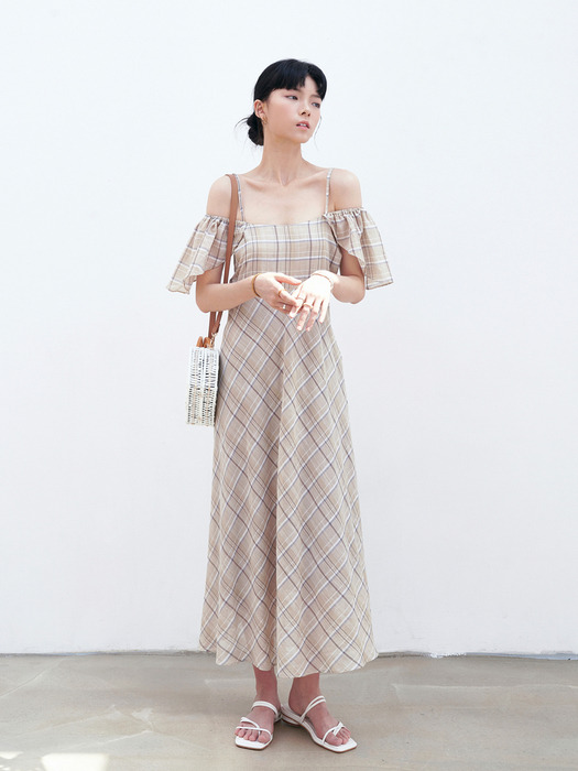 CHECK OFF-SHOULDER LONG DRESS_BEIGE