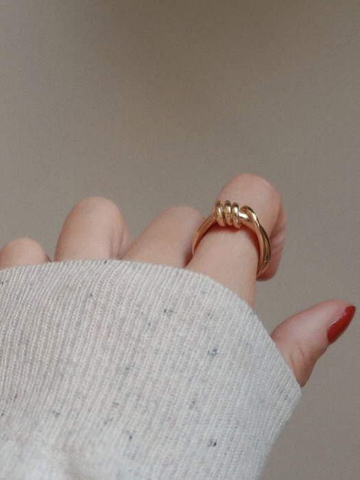 Double Coiled ring Gold