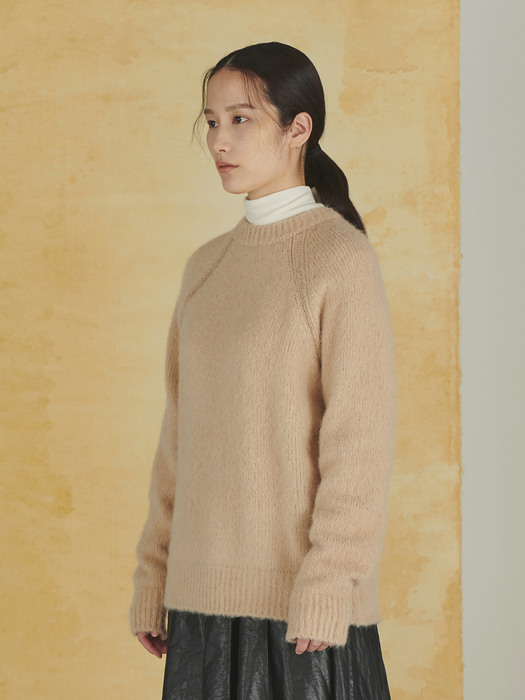 Round neck jumper