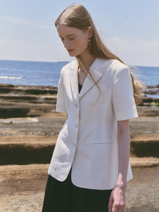 Line Point Jacket_White