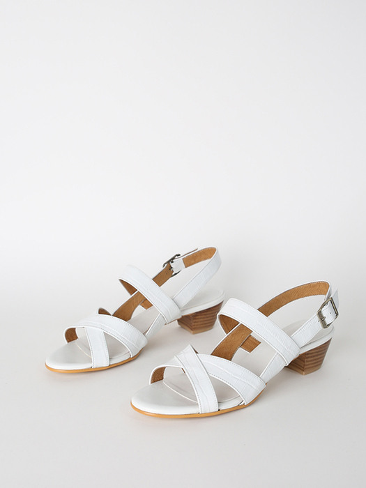 NO. Chloe X Strap Sandal _ WHITE