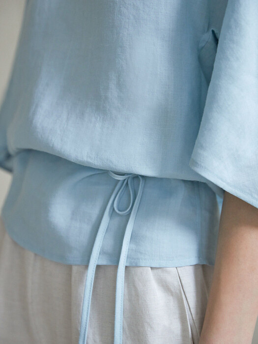 Linen line blouse (sora)