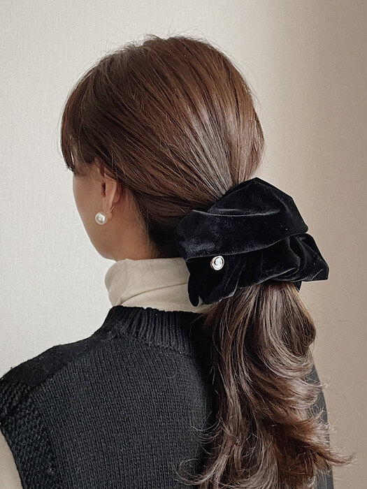 oar Vintage drop Velvet Cameo Wide Scrunchie [Black]