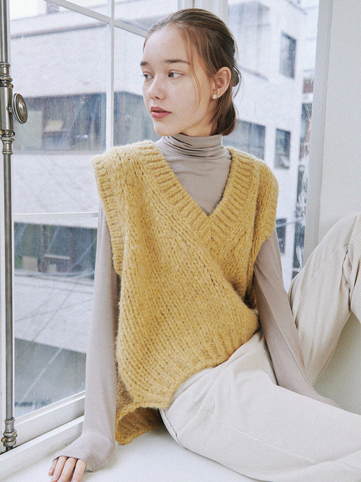 Cotton Candy Wool Knit Vest_yellow